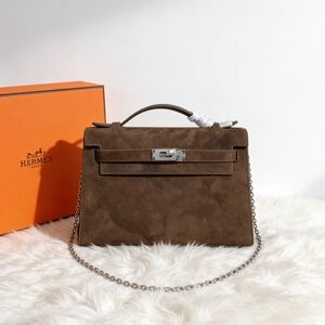 Hermès Kelly Pochette in Suede Leather